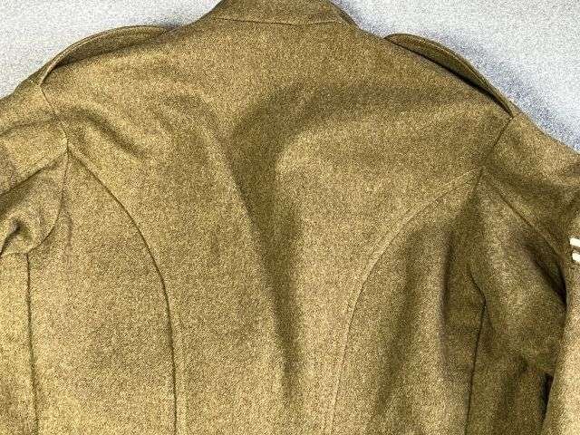 20) Very Nice Original Early WW2 1922 Pattern Service Dress Jacket To The Essex Yeomanry. Large Size 14 Dated Mid 1930s — image 3
