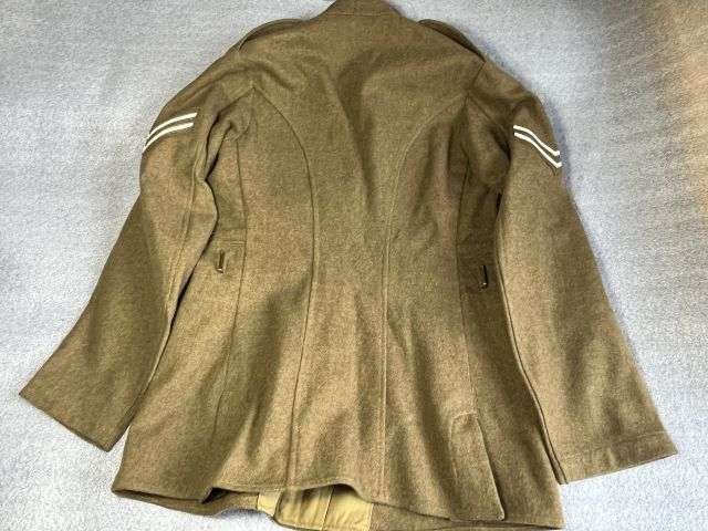 20) Very Nice Original Early WW2 1922 Pattern Service Dress Jacket To The Essex Yeomanry. Large Size 14 Dated Mid 1930s — image 4