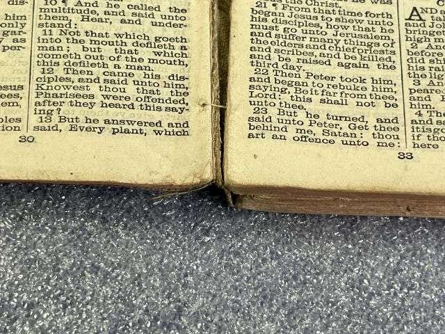 31) Excellent Original WW1 British Military Active Service Testament 1916 & Tatty Version Missing 1 Page Dated 1918 — image 2