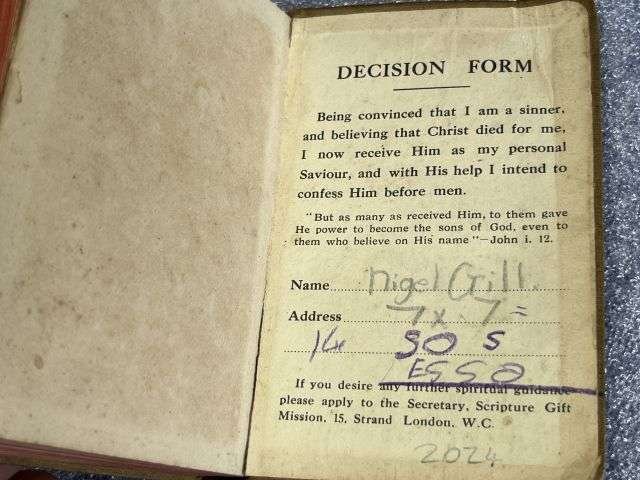 31) Excellent Original WW1 British Military Active Service Testament 1916 & Tatty Version Missing 1 Page Dated 1918 — image 9