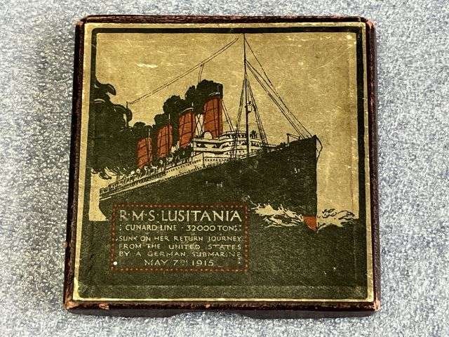 36) Very Nice Original WW1 RMS Lusitania Propaganda Medal In Original Box with Original Certificate — image 13