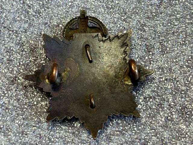 84) Lovely Original WW1 British Army Service Corps Officers Bronze 2-Part Cap Badge — image 2