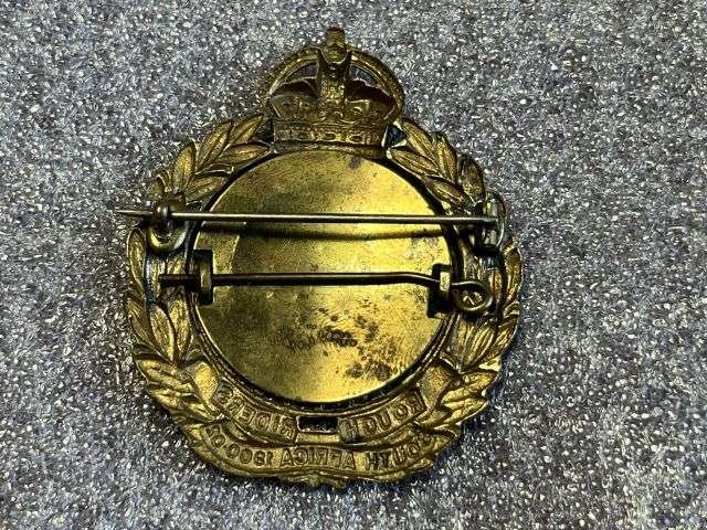87) Excellent Original WW1 WW2 The The City of London Yeomanry Rough Riders Cap Badge Converted to Pin Back — image 3