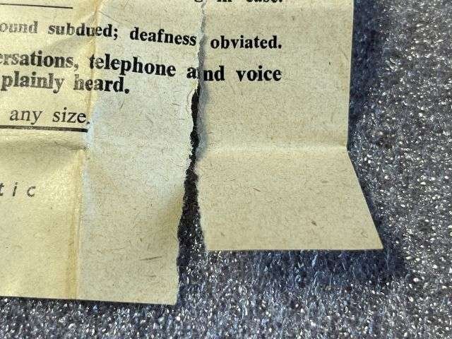 98) Good Original WW2 British Mallock-Armstrong Ear Defenders in Tin As Issued To Army, RAF, RN etc — image 2