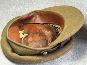 70) Good Original 1950s British Army Officers Peaked Cap In …