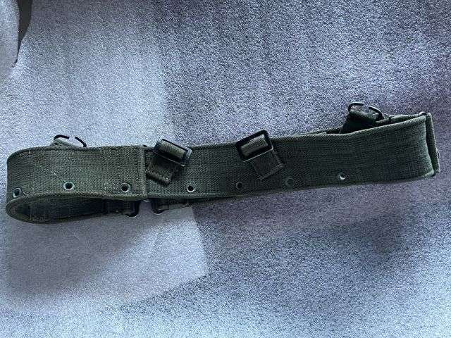 85) Good Original Used Late WW2 Dated 1944 Pat Webbing Waist Belt MECo 1945 — image 9