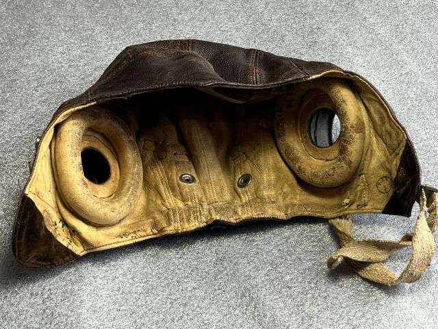 26) Excellent Original Late War Early Post WW2 RAF Late Pattern C-Type Flying Helmet 22C/880 Large Size 4 — image 10