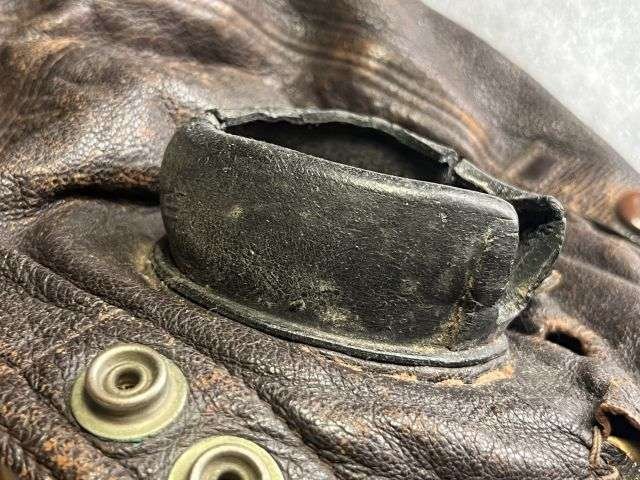 26) Excellent Original Late War Early Post WW2 RAF Late Pattern C-Type Flying Helmet 22C/880 Large Size 4 — image 17