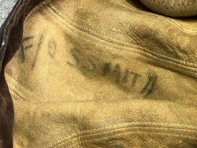 26) Excellent Original Late War Early Post WW2 RAF Late Pattern C-Type Flying Helmet 22C/880 Large Size 4 — image 8