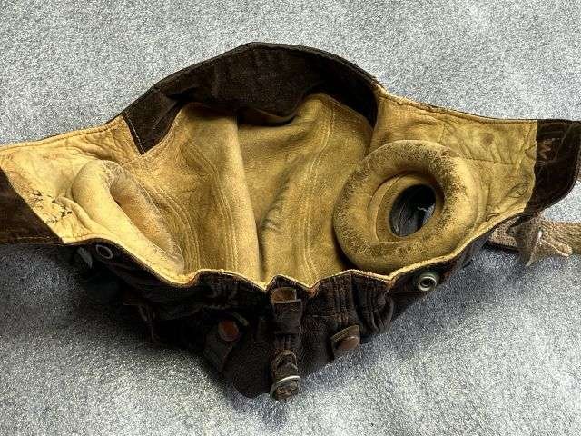 26) Excellent Original Late War Early Post WW2 RAF Late Pattern C-Type Flying Helmet 22C/880 Large Size 4 — image 9