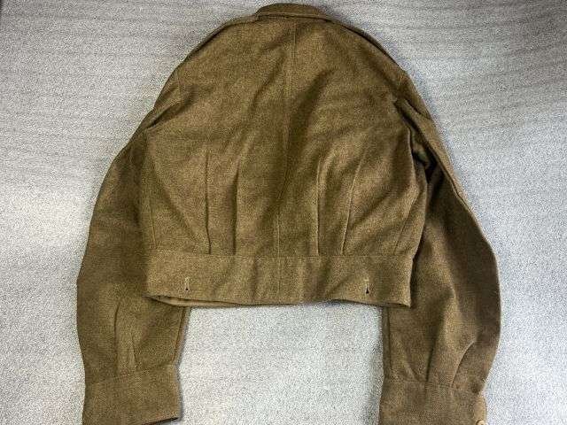 28) Good Original Officers 1949 Pattern Battledress Blouse With Original RADC Insignia Dated 1951 — image 5