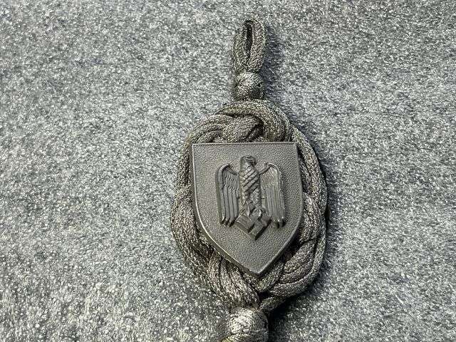 23) Lovely Original WW2 German Army Marksmanship Lanyard 1st Pattern — image 9