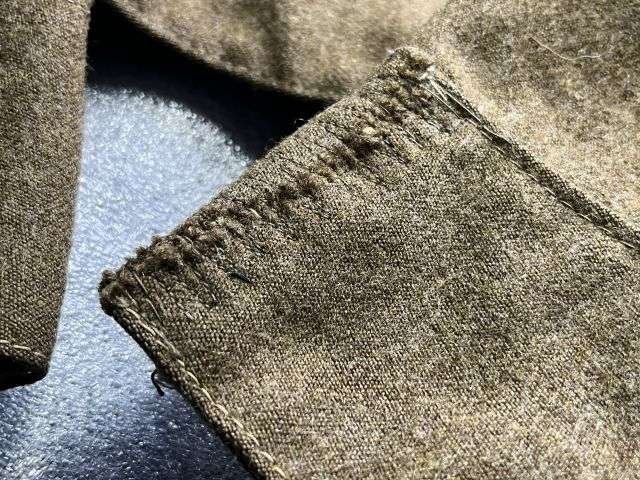 2) Good Original WW2 British Army 1940 Pattern Battledress Blouse Dated 1945 Some Repairs — image 6