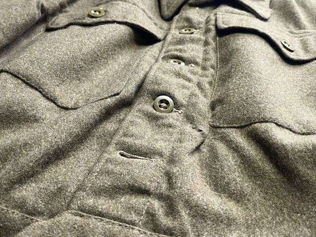 2) Good Original WW2 British Army 1940 Pattern Battledress Blouse Dated 1945 Some Repairs — image 9