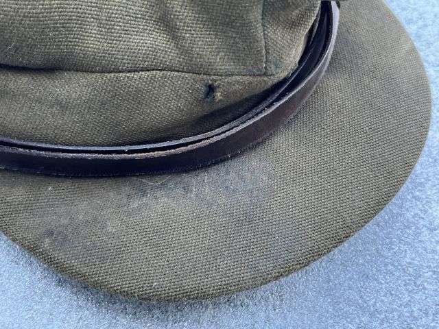 89) Very Tatty Well Used Original WW2 British Army Officers Peaked Cap Ex POW — image 16