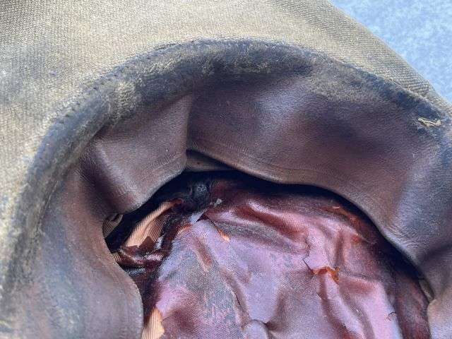 89) Very Tatty Well Used Original WW2 British Army Officers Peaked Cap Ex POW — image 5