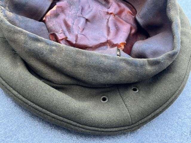 89) Very Tatty Well Used Original WW2 British Army Officers Peaked Cap Ex POW — image 7