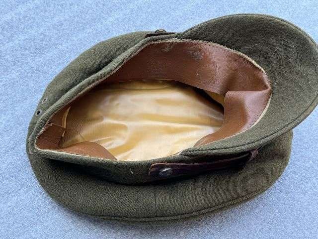 105) Excellent Clean Original WW2 British Army Officers Peaked Cap — image 3