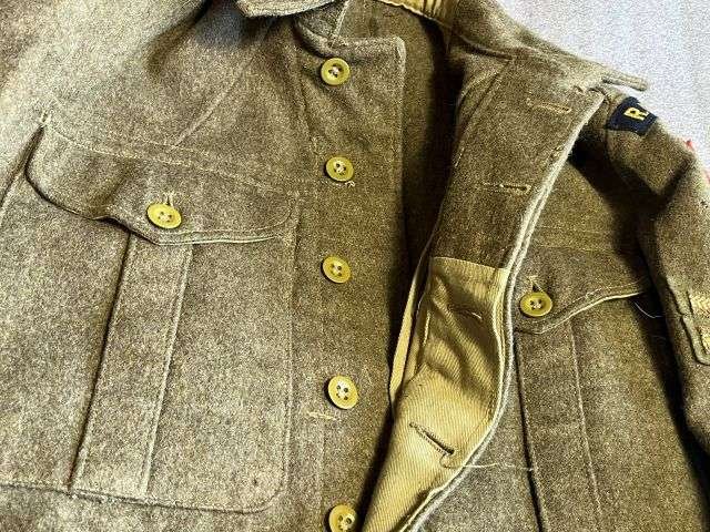 148) Tatty Original British Army 1946 Pattern Battledress Blouse 1948 With Original REME Anti-Aircraft Insignia — image 16