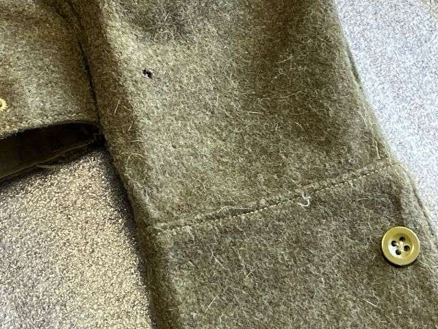 148) Tatty Original British Army 1946 Pattern Battledress Blouse 1948 With Original REME Anti-Aircraft Insignia — image 3