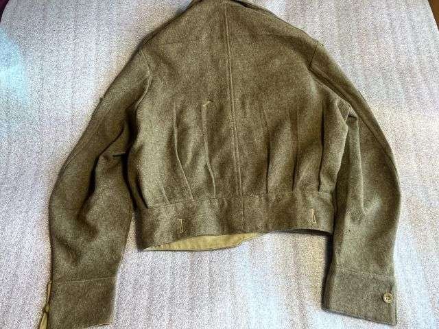 148) Tatty Original British Army 1946 Pattern Battledress Blouse 1948 With Original REME Anti-Aircraft Insignia — image 5