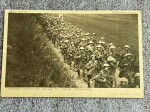154) Good Original WW1 Postcard. London Scottish Going To Their …