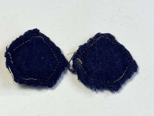 129) Good Original Well Used WW1 WW2 British Army Officers Khaki Cloth Rank Crowns On Blue Backing — image 2