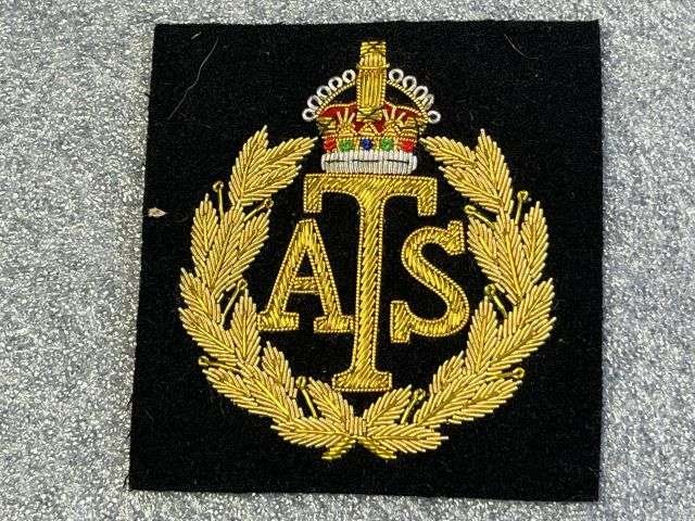 133) Set of 3 Vintage British Army Blazer Badges. ATS. REME & London Irish Rifles. — image 3