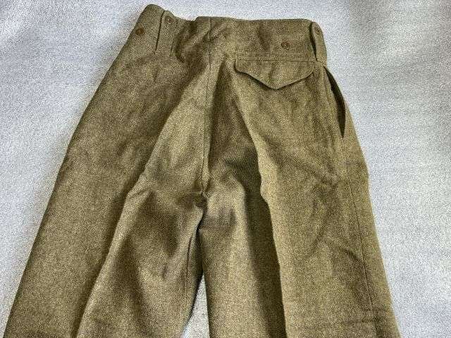 99) Good Original WW2 Canadian Made Battledress Trousers 1945 With Map Pocket Removed — image 3