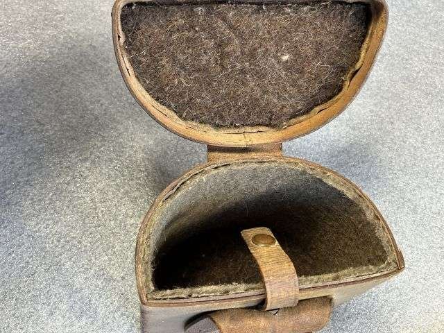 100) Excellent Original WW2 1939 Pattern Half Round Leather Binocular Case. Home Guard Etc — image 10