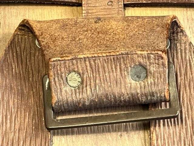 100) Excellent Original WW2 1939 Pattern Half Round Leather Binocular Case. Home Guard Etc — image 15