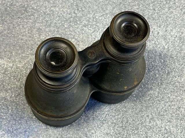 100) Excellent Original WW2 1939 Pattern Half Round Leather Binocular Case. Home Guard Etc — image 3
