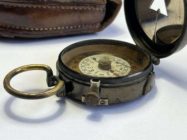 103) Excellent Original WW1 British Officers Verner's Pattern VIII Compass Dated 1918 & Leather Case — image 11