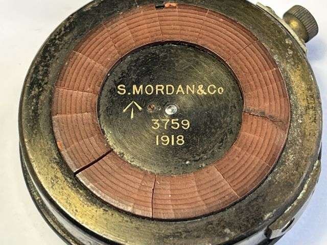 103) Excellent Original WW1 British Officers Verner's Pattern VIII Compass Dated 1918 & Leather Case — image 4