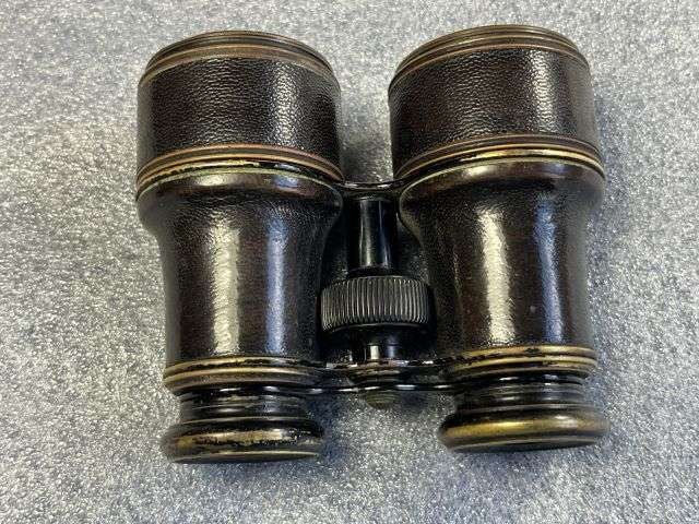 106) Good Original WW1 French Made British Army Officers Small Field Glasses and Case — image 10