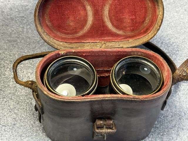 106) Good Original WW1 French Made British Army Officers Small Field Glasses and Case — image 11