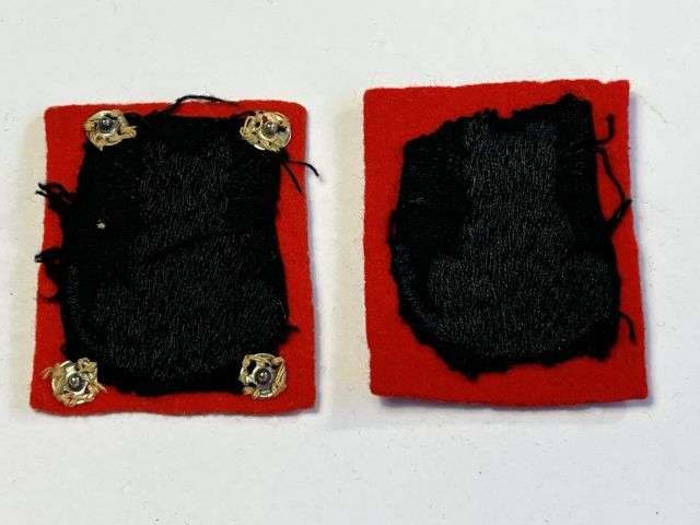 114) Excellent Original WW2 British 56th (London) Infantry Division & 1st Infantry Division Cloth Formation Sign Pair — image 2