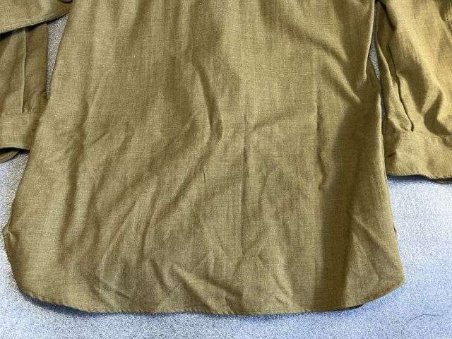 84) Excellent Original 1944 Dated US Army OD Flannel Shirt With Gas Flap — image 11