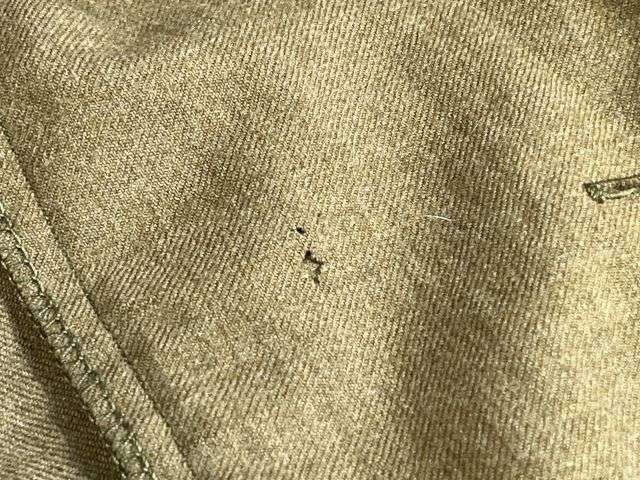 84) Excellent Original 1944 Dated US Army OD Flannel Shirt With Gas Flap — image 7