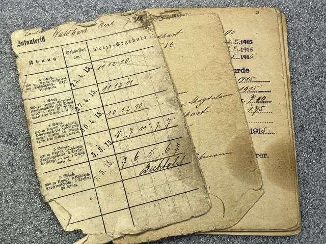 40) Tatty Well Used Original WW1 Imperial German Army Militarpas, Paperwork, Photo & Death Card — image 18