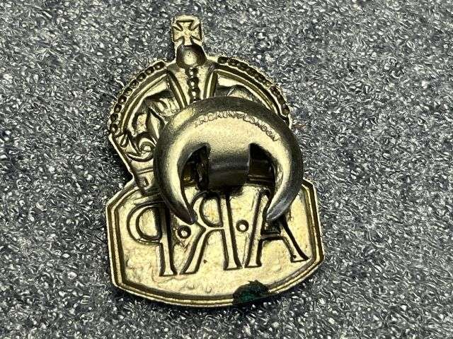 50) Excellent Original WW2 White Metal ARP Lapel Badge By J.R.Gaunt — image 3