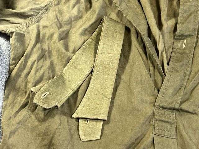 24) Good Original WW2 British Army Officers Green Cotton Collarless Overhead Shirt — image 4