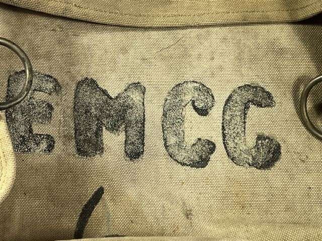 32) Nice Original Early WW2 Official Issue ARP Respirator Haversack Dated 1940 — image 13