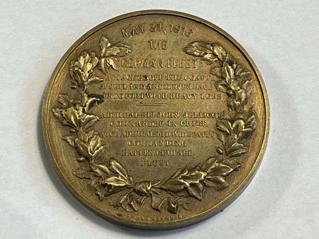 15) Excellent Original WW1 Bronze Medallion The Battle of Jutland To The Glorious Memory of Those Who Fell That Day 31st May 1916 — image 4