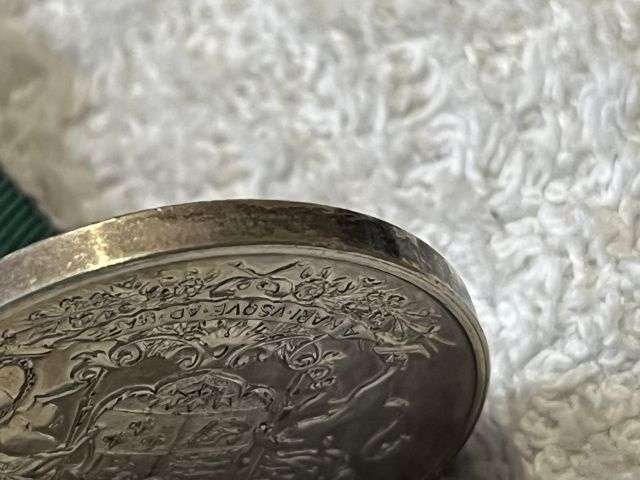 27) Lovely Original WW2 Full Size Canadian Voluntary Service Medal 1939-1945 Un-Named — image 3