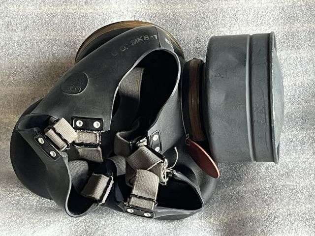 105) Excellent Original British Army MK6 Lightweight Respirator & Haversack 1950s — image 17