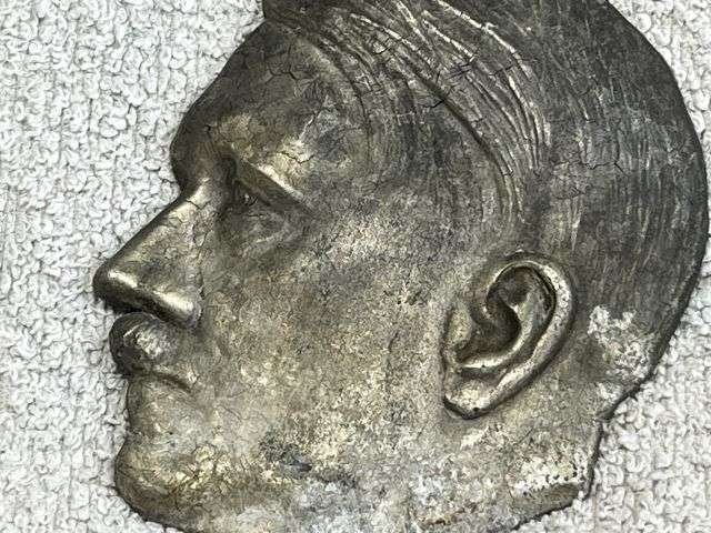 72) Excellent Original WW2 German Adolf Hitler Alloy Head From Door or Wall? — image 2