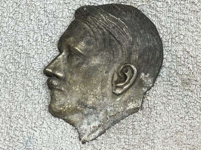 72) Excellent Original WW2 German Adolf Hitler Alloy Head From Door or Wall? — image 3
