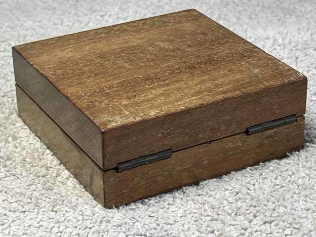 74) Nice Original WW1 British Officers Wooden Bodied Marching Compass Dated 1918 — image 12