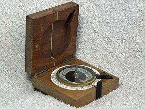 74) Nice Original WW1 British Officers Wooden Bodied Marching Compass …